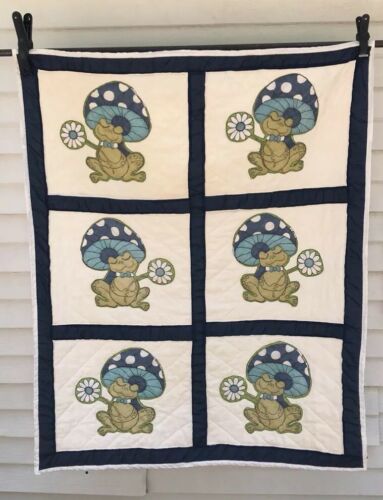 Quilt applique Frogs Toadstools wall hanging small baby size