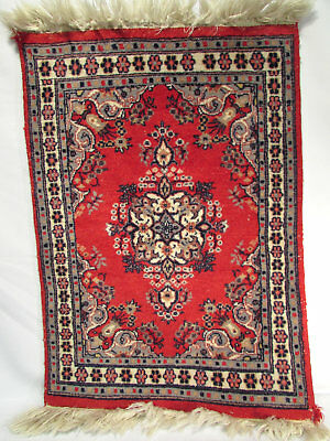 1980s Pakistan Hand Knotted Wool Area Persian Rug Table Top Mat 2'2