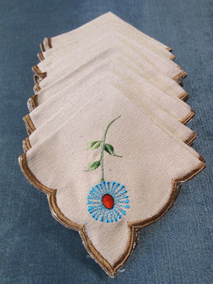 Embroidered 10 Cocktail Napkins Flowers Scalloped Edges 1970s Chic!!