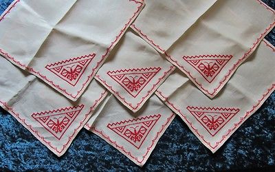 Set of 6 Hand Embroidered Linen Napkins With Butterflies