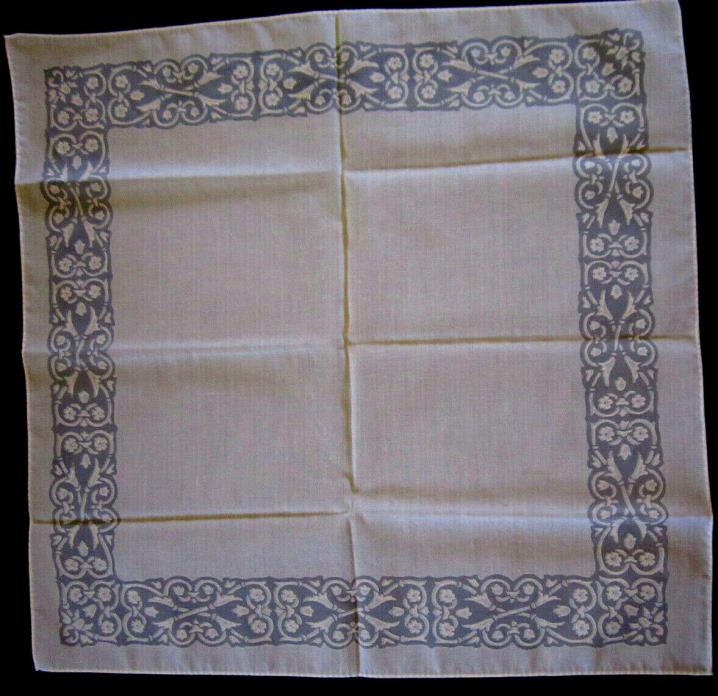8 Vintage Linen Napkins 20
