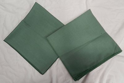 Beautiful Vintage Lot of 2 Green Decorative Table Cloth Napkins Basket Used