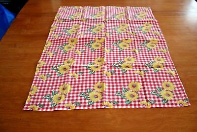 Vintage Red Gingham Check Daisies Handmade Cotton Table Mat Topper 20 by 25