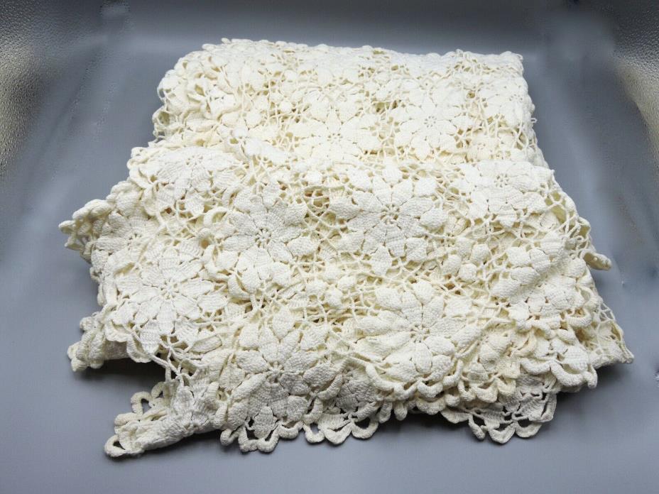 Vintage Hand Crocheted Ecru Cotton Table/Bed Cover 102 x 75