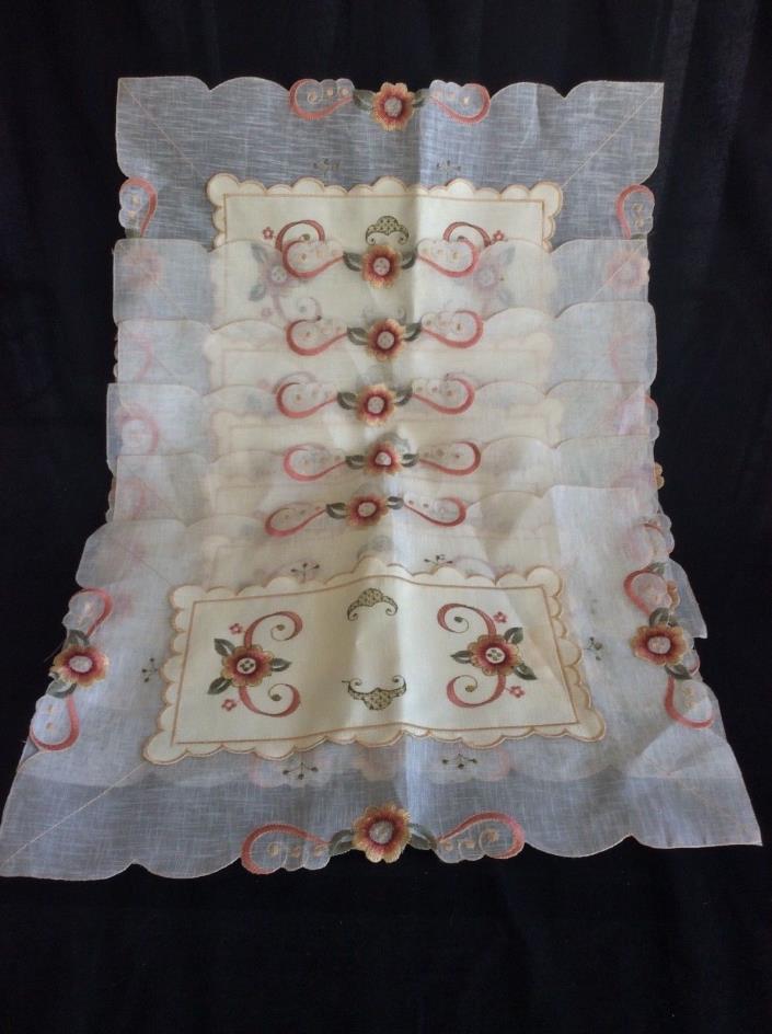 Vtg Organza Beige Sheer Fabric And Embroidered Flowers 6 Placemats 18