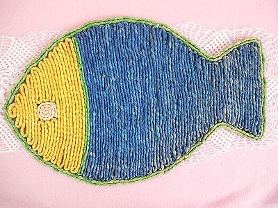 Vintage / Anique  Woven  Straw  Large Fish  Placemat