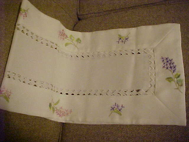 Table Runner Dresser Scarf White Embroidered Floral Lattice Design 12x44