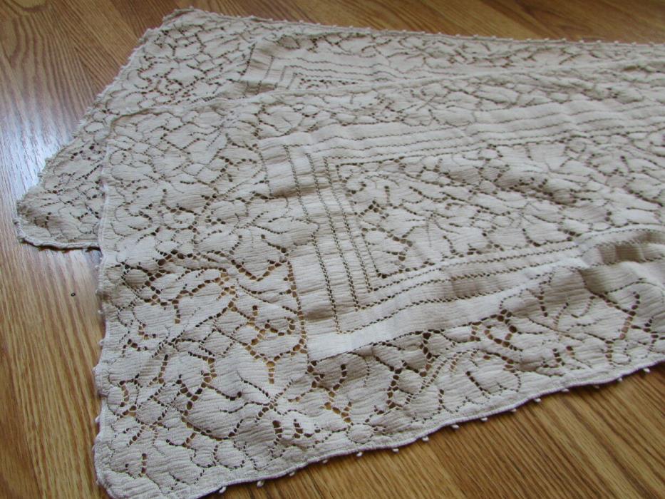Vintage Off-White Beige Rectangular Table Runner Floral Lace 14