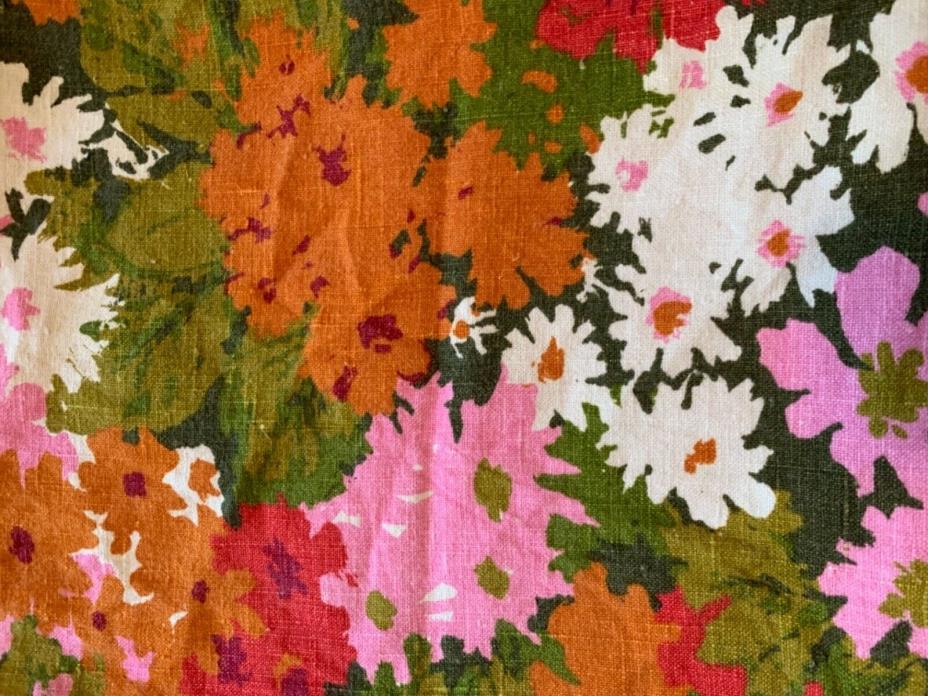 Vintage Mod Floral Table Runner Linen Flower Colorful 1960s 1970s