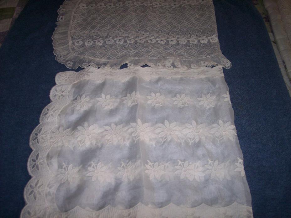 2 WHITE SHEER RUNNERS FLORAL PATTERN