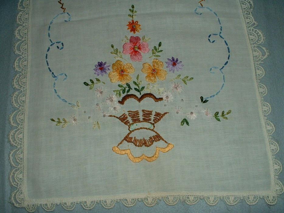 Vintage Embroidered Flower Table Runner 13