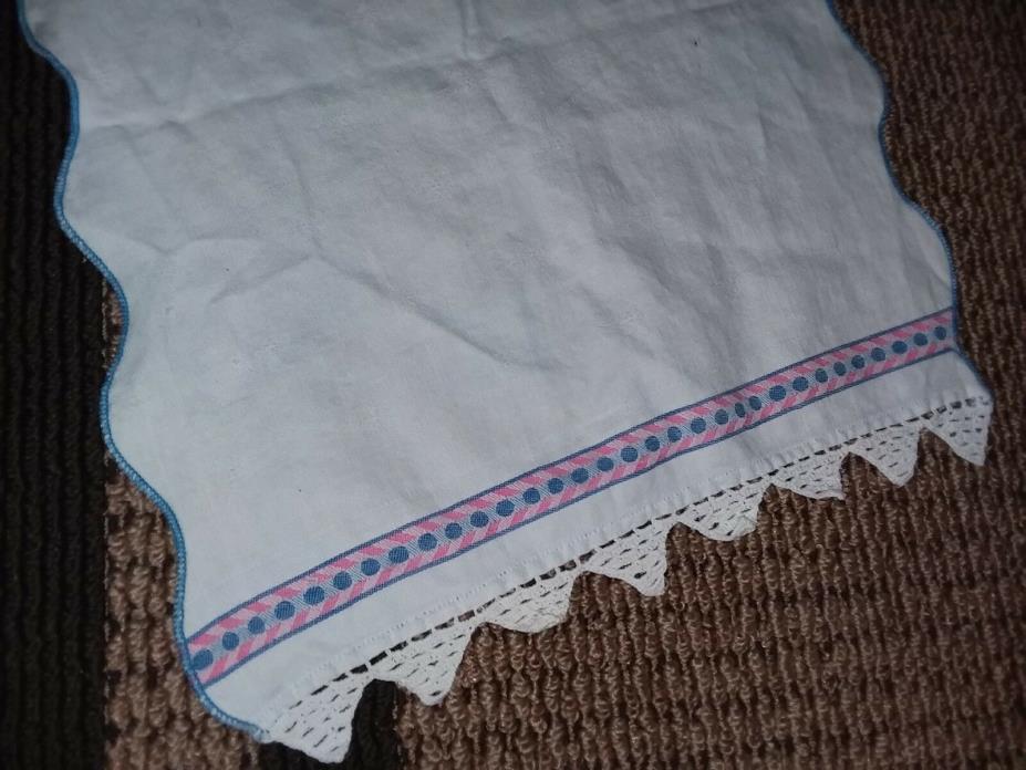 Vintage Table Runner White Pink Blue Crochet Lace scalloped 15 x 42