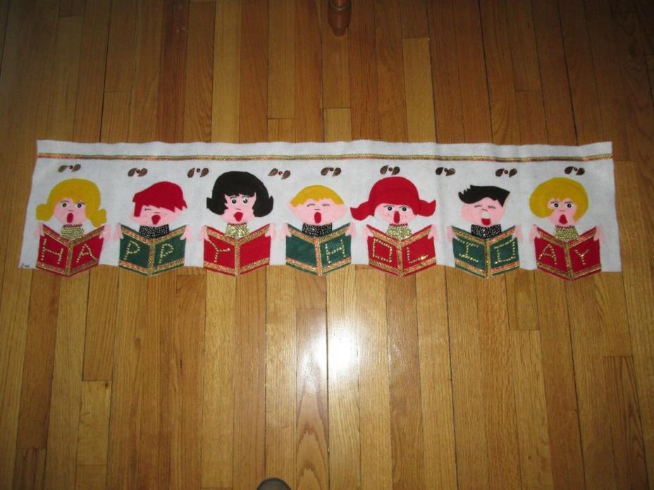 Vintage Sequin Singing Heads Happy Holiday Applique Felt Table Christmas Runner