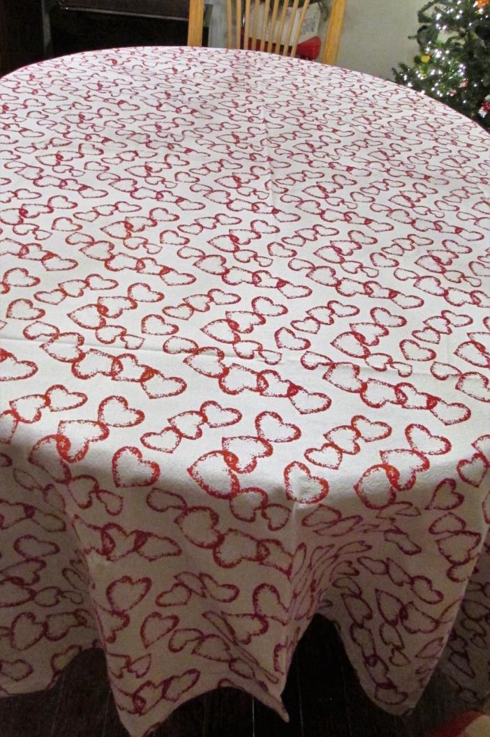 RED-WHITE HEART DESIGN White 78 x 60 Tablecloth
