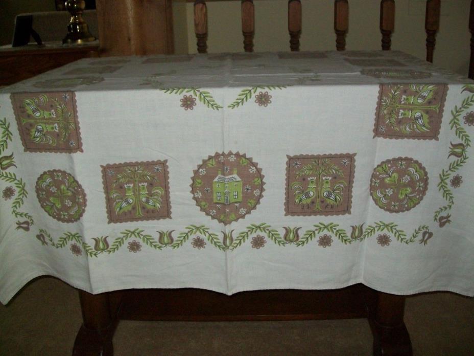 VINTAGE TABLECLOTH ROOSTERS, HOUSES & FLOWERS