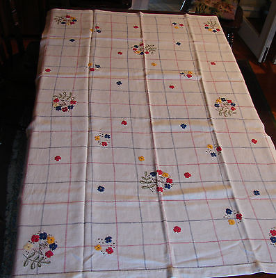 Embroidered white table tops with flowers cotton