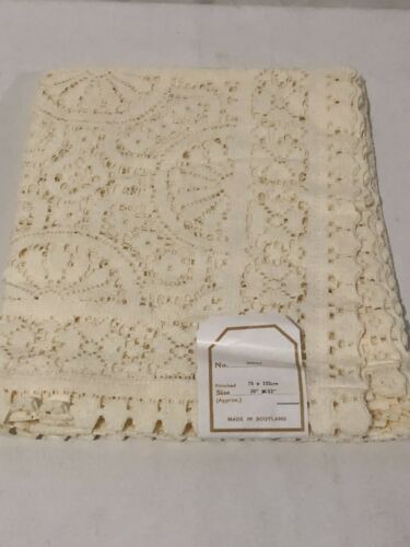 Vintage Handmade Lace Tablecloth 30 X 52 Made In Scotland Brand New