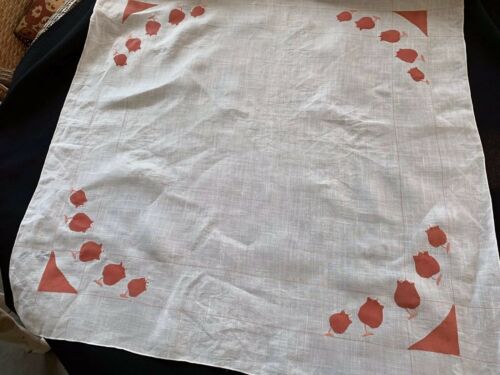 Vintage Red & White Appliqué Tulips Luncheon Cloth Thinner Cotton Almost Organdy