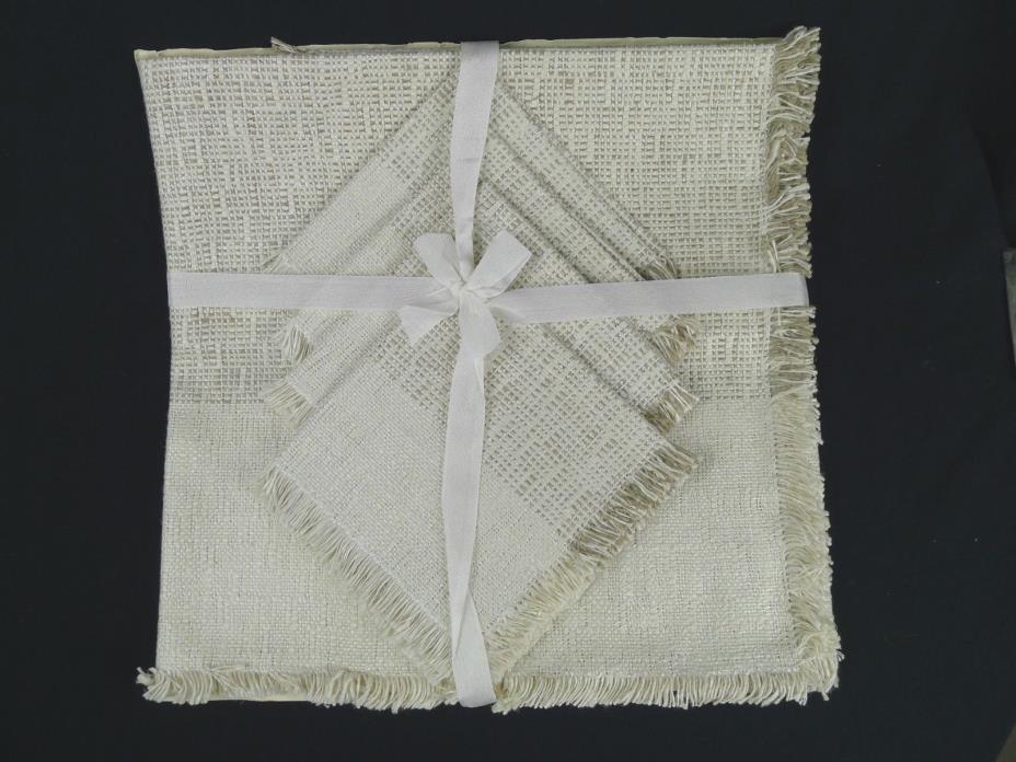 Linen Tablecloth And 4 Napkins 34 In. Sq. Ireland Cream Oyster Weave Vintage