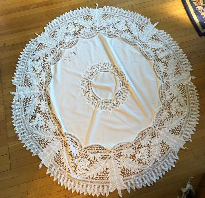 Antique Vintage White Round Tablecloth 70