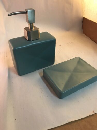 Pair Of Studio JCP Jadestone Sink Accessories. Lotion Dispenser Soap Tray.
