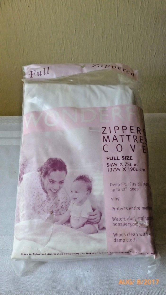 Wonderfil Zippered Mattress Cover Full Size Vinyl 54W x 75L Fits up to 12 inches