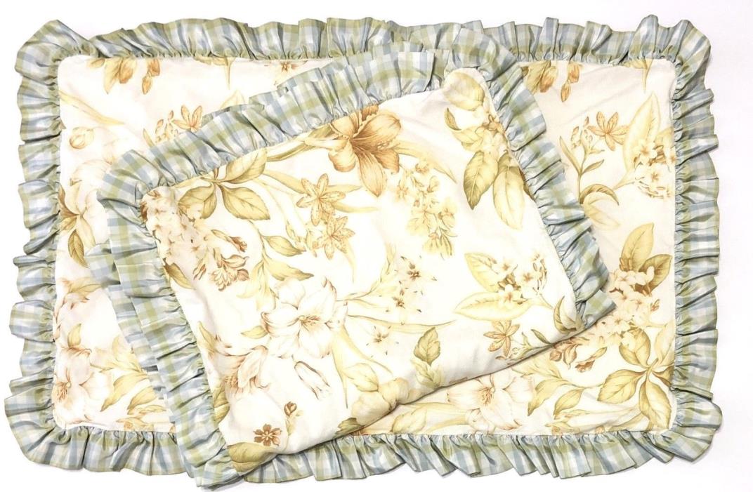 WILLIAMSBURG WAVERLY Floral Ruffle Plaid King pair of Pillow Shams Multi-color
