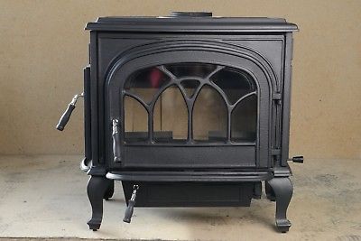HiFlame 2100 Sq. Ft Double Doors Cast Iron Wood Stove HF737U-ONLY FOR PICKUP