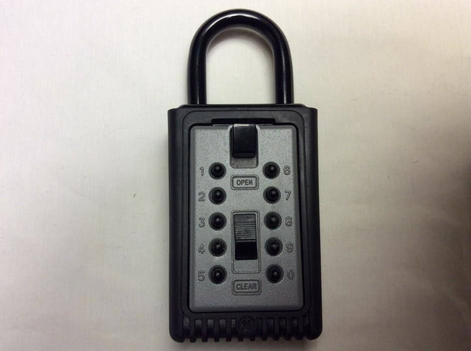 GE Access Point Portable Key Safe Lock Keys Combination Holds 3 keys
