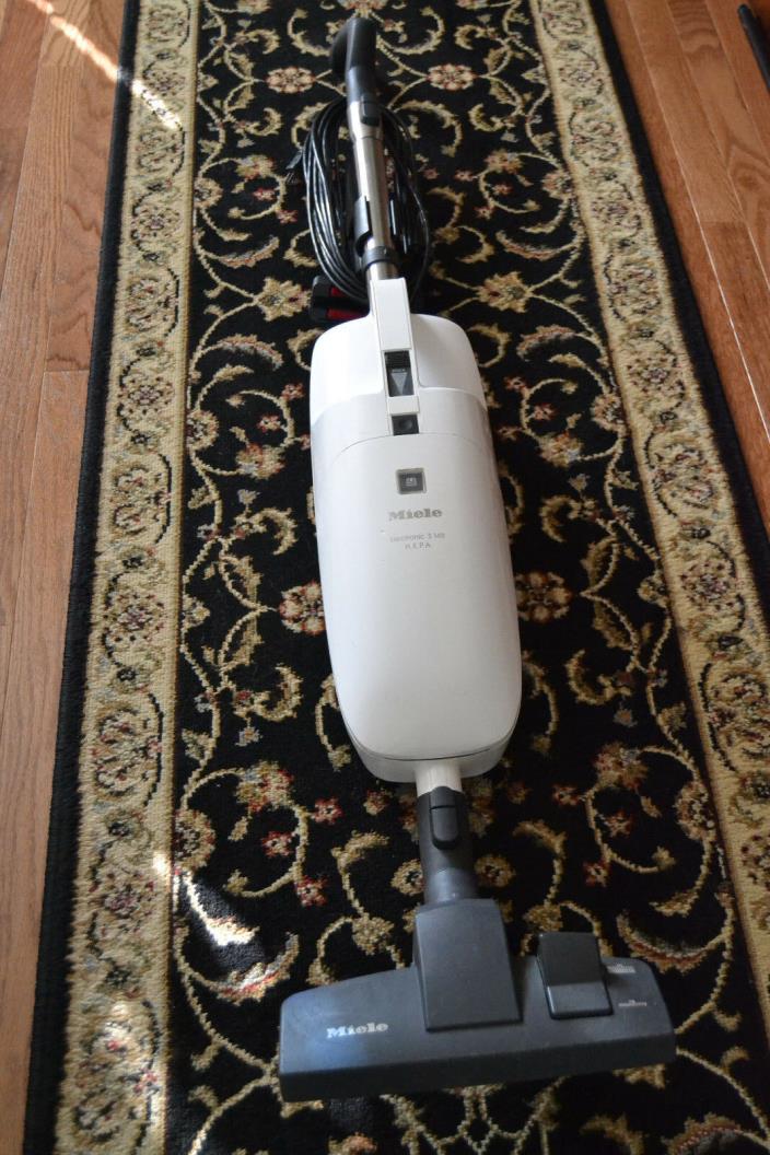 Miele S148 Complete Vacuum Cleaner Luxury Cleaning - 3 HEPA Filters included!