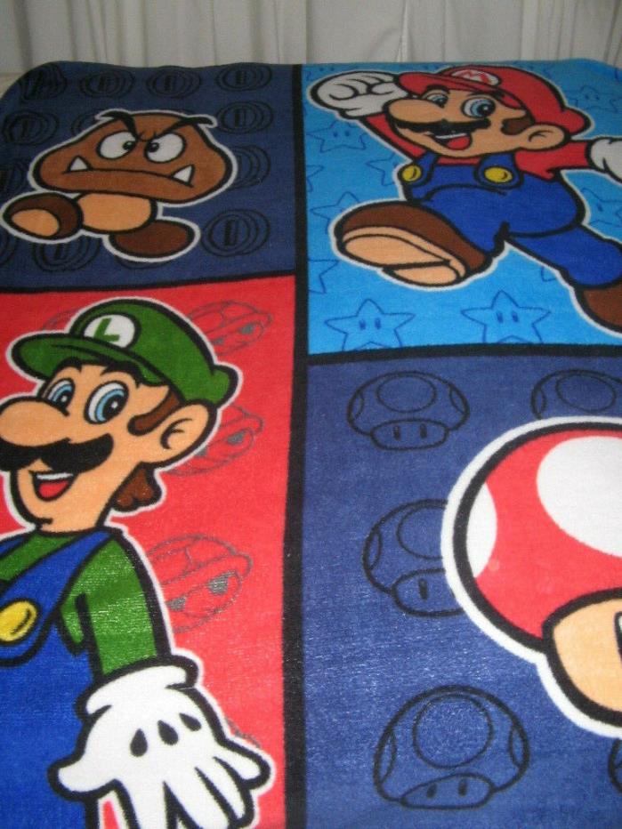 SUPER MARIO Nintendo Plush Blanket Throw