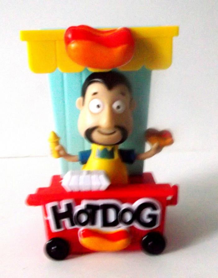 Solar Powered Hot-dog Stand  Bobble Head Swing Arms Holding Snacks