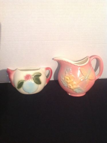 2- VINTAGE WALL POCKETS TEAPOT & PITCHER  FLORAL & BUTTERFLY MOTIF - USA 81