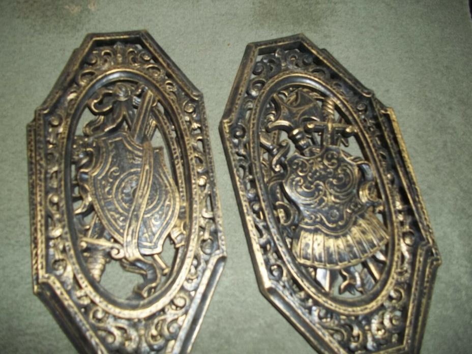 Homco Set Black Gold Gothic Style 4 Wall Plaque- Spanish Coat Arms