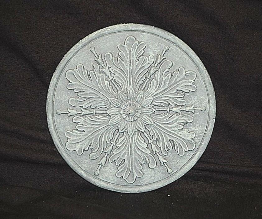 Classic Style Floral Wall Art Round Final Plaque Home Decor Unknown Maker
