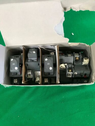 5 Connecticut Electric UBIP 30 2 Pole Pushmatic Circuit Breaker