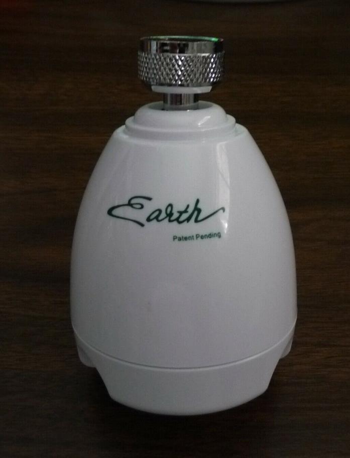 Earth Shower Head w/3 Easy Adjustable Spray Settings ~ 1.5 GPM Rate of Flow