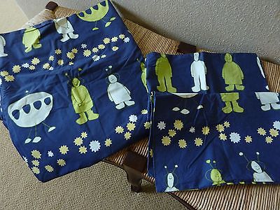 Garnet Hill Kids Alien Twin Duvet Cover +2 Pillow Cases