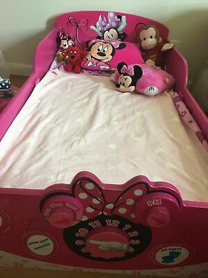 Disney Minnie Toddler Pillow Minnie Mouse BRAND NEW