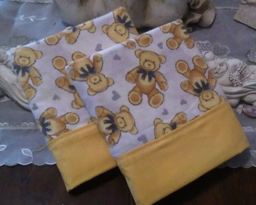 COUNTRY COTTAGE KIDS SET/2 ADORABLE FLUFFY TEDDY BEARS FLANNEL PILLOWCASES-NEW