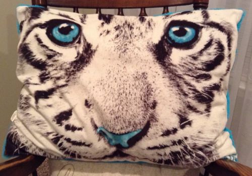 JUSTICE White Tiger with Blue Eyes Bed Pillow with Blue Faux Fur Backing