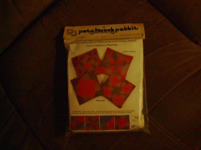 Craft Kit P & Q Patchwork pakkit 1979 pillow pakkit kit 16