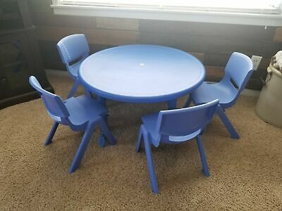 Flash Furniture 33'' Round Blue Plastic Height Adjustable Activity ... BRAND NEW