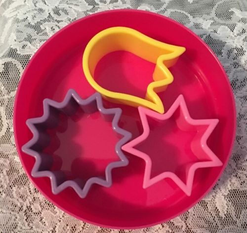 Flower Cookie Cutter 3 Piece Set Small Plastic New