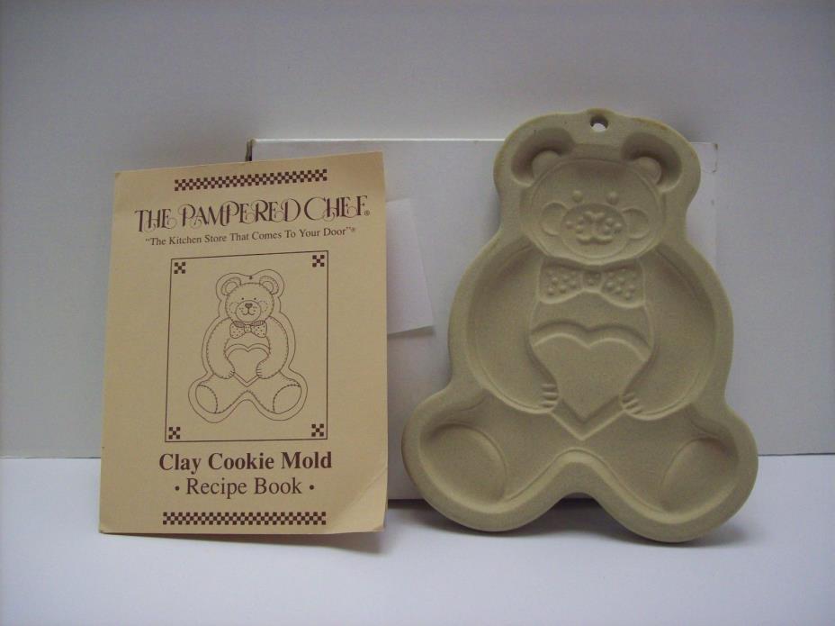Pampered Chef Teddy Bear With Heart Art Stoneware Cookie Mold 1991 6