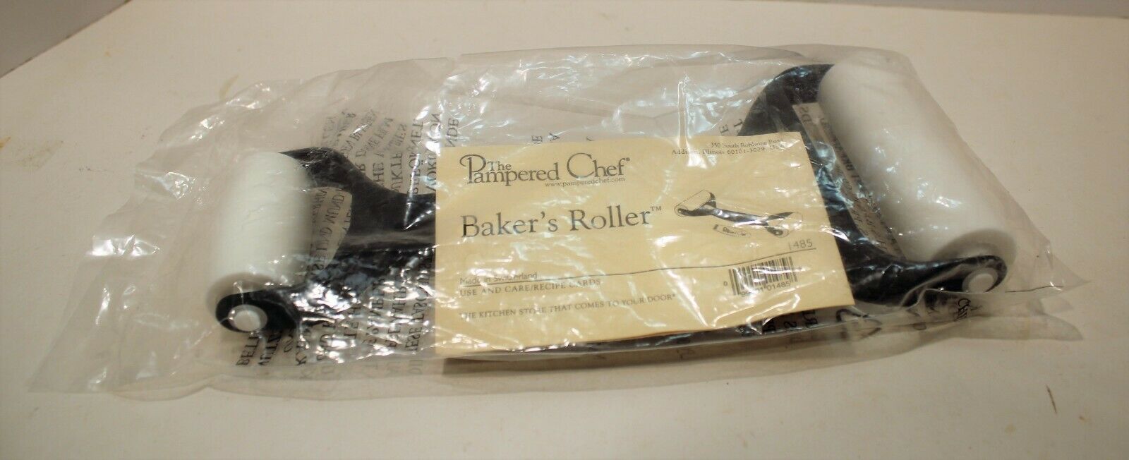 New Sealed The Pampered Chef Bakers Roller 485, Baking Rolling Pin Tool