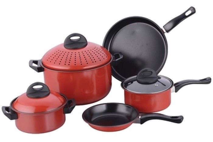 8-Piece Carbon Steel Cookware Set - Red or Black