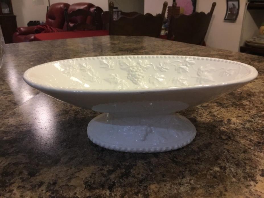 Traditional Americana by Arnart White Ceramic Grapevine Pattern serving dish