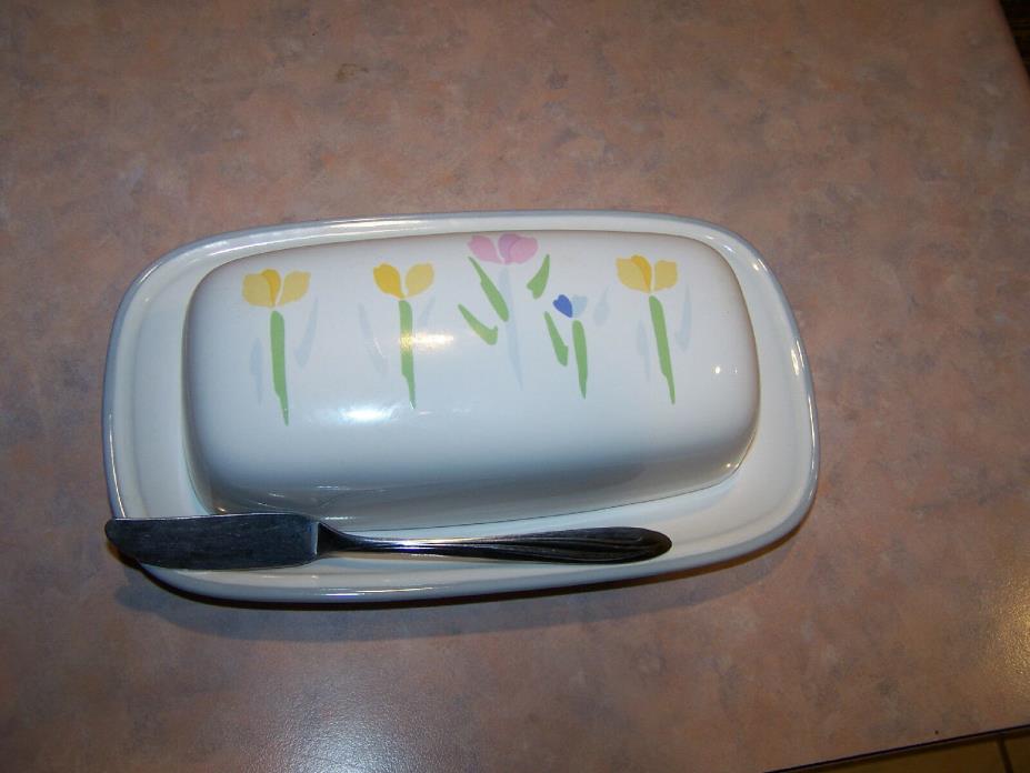 Floral Tulips Off White Butter Dish  Made in Thailand w knife Mikassa Fresh Mint