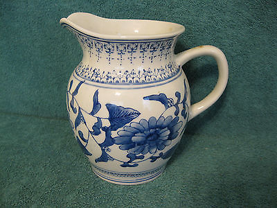 Blue & White Porcelain Water/Milk Pitcher (item# S181)